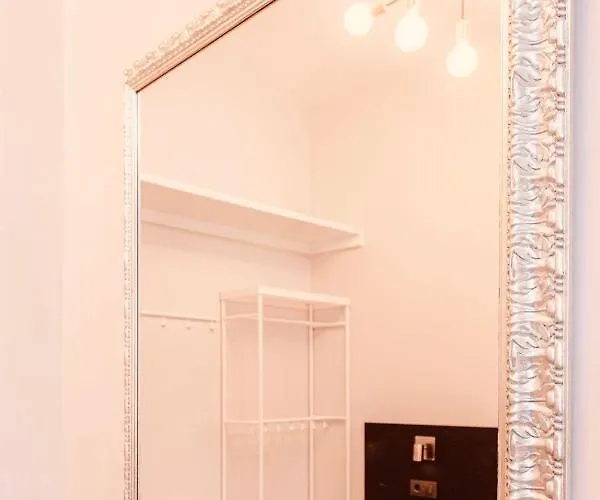 Apartment Downtown Plaza *